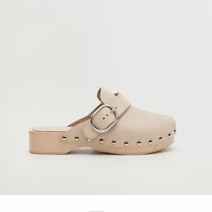 Mango NWT studded leather clogs in pinky nude color size 8